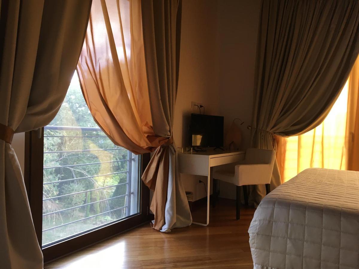 Vieniacasaccadia Bed & Breakfast Екстериор снимка