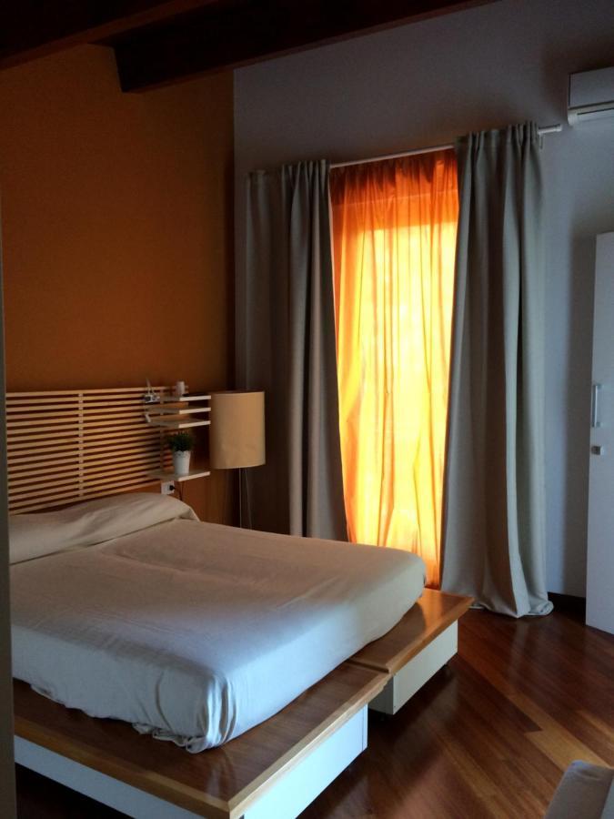 Vieniacasaccadia Bed & Breakfast Екстериор снимка