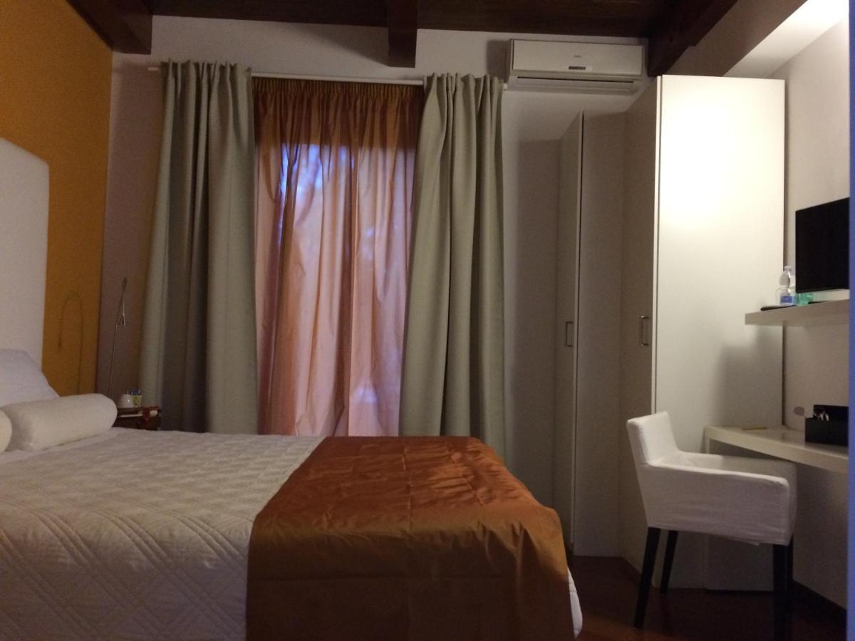 Vieniacasaccadia Bed & Breakfast Екстериор снимка