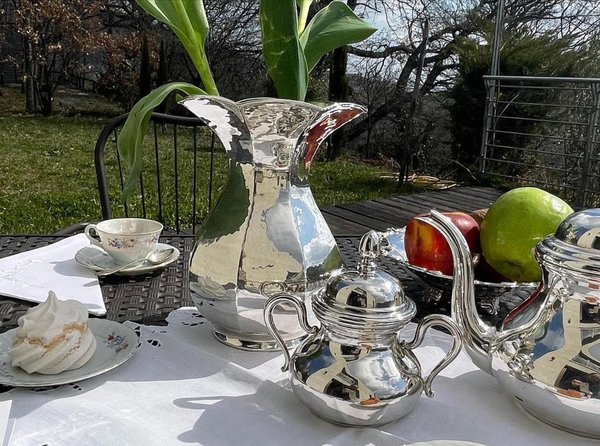 Vieniacasaccadia Bed & Breakfast Екстериор снимка